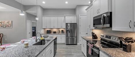 House, Multiple Beds, Balcony (DBA22089) | Private kitchen