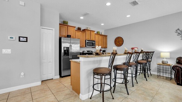 House, Multiple Beds, Pool Access (BCH3081) | Private kitchen | Fridge, microwave, oven, stovetop - 3081 Beach Palm Avenue (Kissimmee)