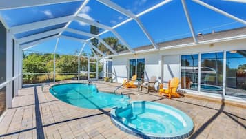 Indoor pool, outdoor pool
