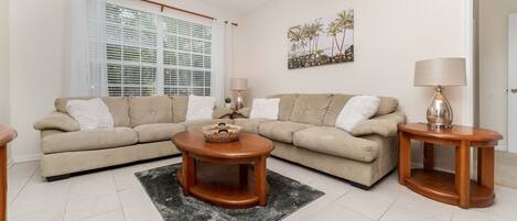 Condo, Multiple Beds, Balcony (ALM2774-204) | Living area