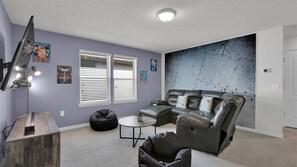 House, Multiple Beds, Pool Access (MOC5448) | Living area