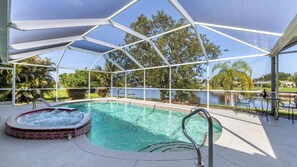 Indoor pool, outdoor pool - 854 Ellicott Circle nw (Port Charlotte)