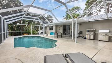 Indoor pool, outdoor pool