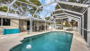 Indoor pool, outdoor pool