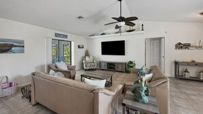 House, Multiple Beds, Pool Access, Pool View (RHA15264) | Living area - 15264 red Head Avenue (Port Charlotte)