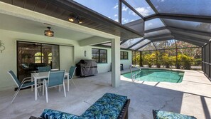 Outdoor dining - 15264 red Head Avenue (Port Charlotte)