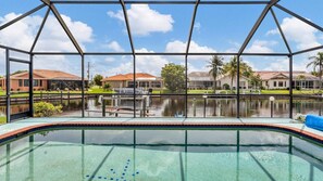 Indoor pool, outdoor pool - 260 Coronado Drive (Punta Gorda)