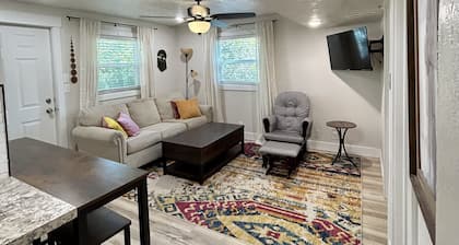Pocatello Hidden Haven. Perfect guest suite for families in Highland area.