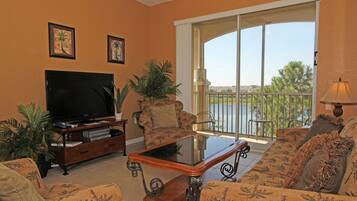 Condo, Multiple Beds, Pool Access (CW7660-303) | Living area