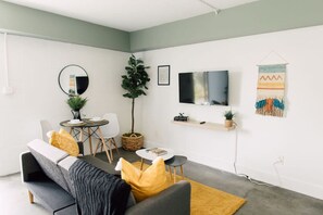 TV