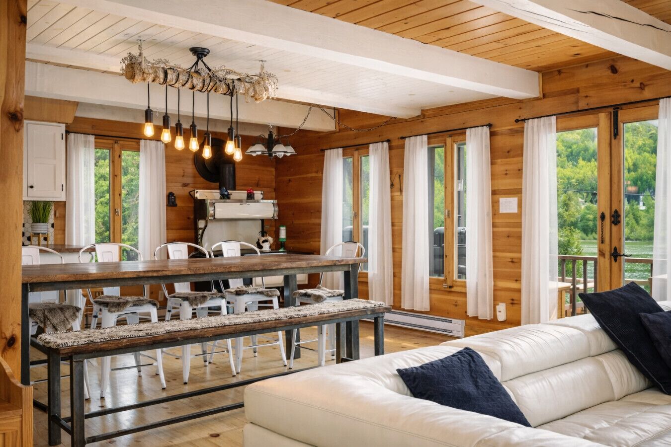 TV, fireplace, offices