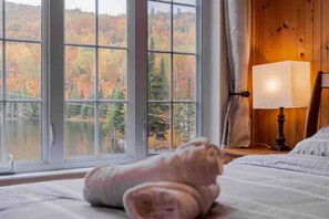 3 Schlafzimmer, Schreibtisch, Bügeleisen/Bügelbrett, Reisekinderbett