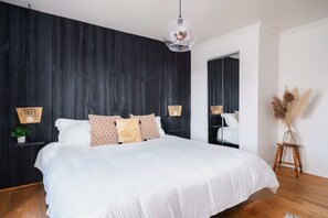 3 Schlafzimmer, Reisekinderbett, WLAN, Bettwäsche