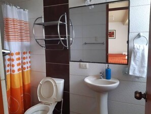 Bruser, håndklæder, Sæbe, Toiletpapir