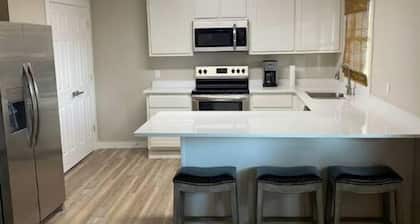 Hurricane Hideaway 4