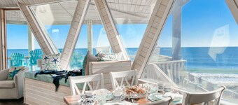 Oceanfront Seaside Stargazer+Hot Tub+Pets OK+Infinity Table+Beach Gear+4 Kings