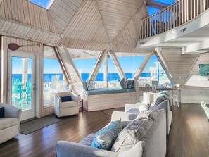 Smart-TV, Videospiele, DVD-Player, Bücher