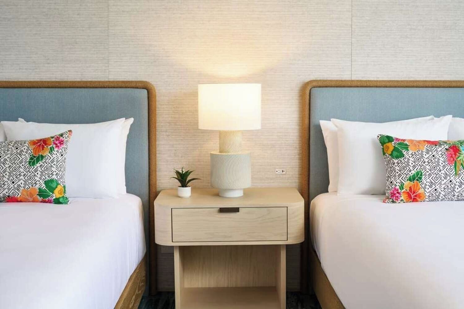 Unwind In Style! Beachfront Accommodation + Outdoor Pool - 茂宜島