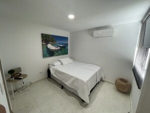3 bedrooms, bed sheets