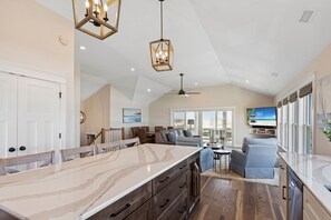 Interior - Endless Summer: 1-Min Walk Beach, Pool, Hot Tub (Kitty Hawk)