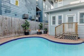 Pool - The Hera! Luxury Mansion in Montrose w/ Pool 2BR+3 (Houston)