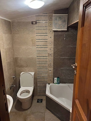 Villa, 2 chambres, fumeur, piscine privée | Salle de bain