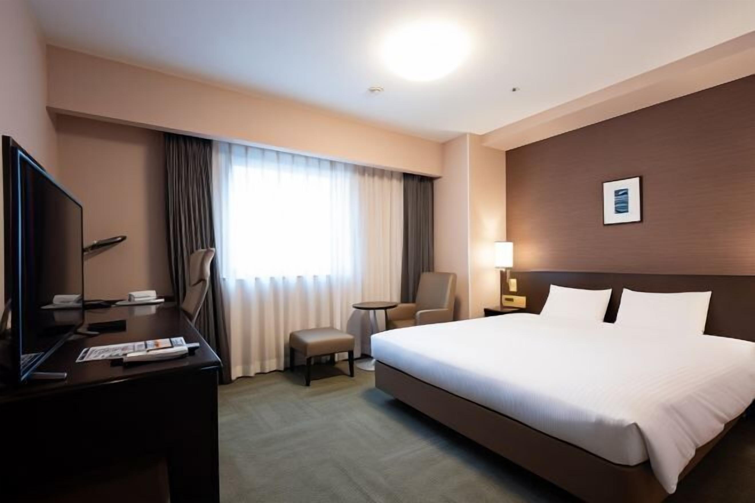 免费 WiFi、床单