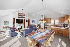 Interior - North Wind - Soundfront with Private Beach
 (Avon)