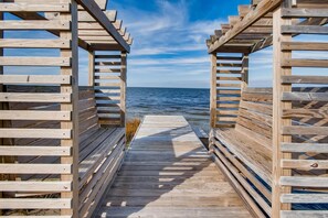 Property grounds - North Wind - Soundfront with Private Beach
 (Avon)