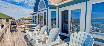 North Wind - Soundfront with Private Beach
