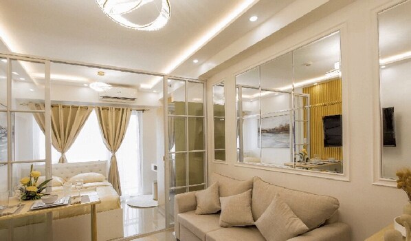 Apartamento de lujo, 1 habitación, cocina, vistas a la piscina | 1 dormitorio y wifi gratis