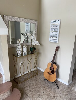 Interior - Casa Adosada Cómoda y Central ! Cerca a Disney (Kissimmee)