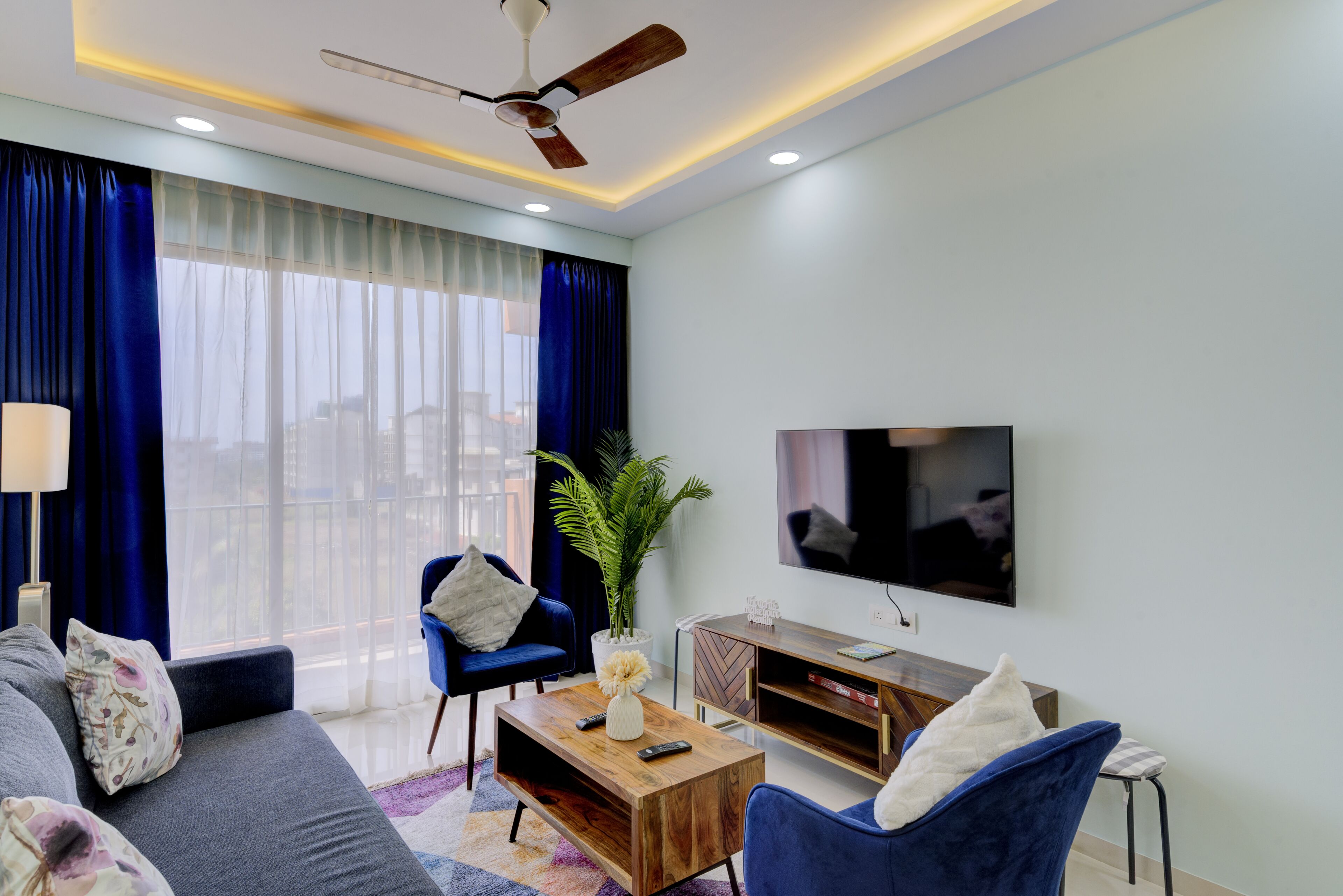 Smart TV, ping pong, books