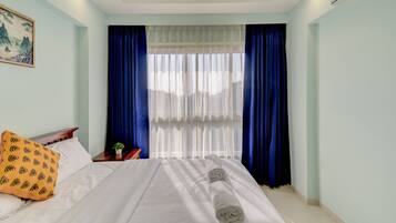 2 bedrooms, iron/ironing board, free WiFi, bed sheets