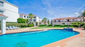 Pool - Breakers 1/8- Stone Real Estate Yamba (Yamba)