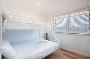 3 chambres, fer et planche Ă repasser, Wi-Fi gratuit, draps fournis