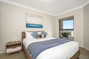 3 sovrum, strykjärn/strykbräda, gratis wi-fi och sängkläder