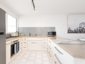 Mikrobølgeovn, ovn, kogeplade