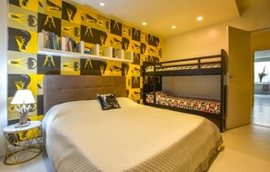 3 bedrooms, travel crib, free WiFi