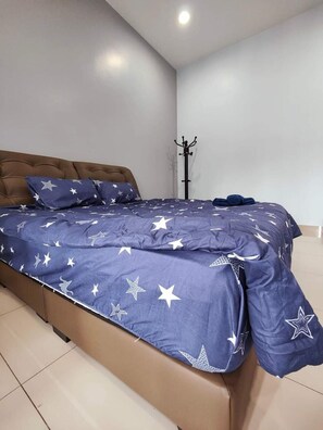 4 bedrooms, down duvets, blackout curtains, iron/ironing board