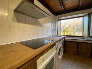 Réfrigérateur, micro-ondes, four, grille-pain