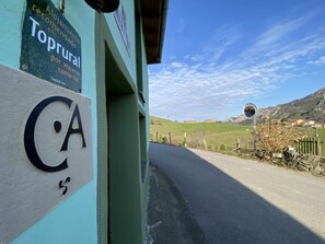 Exterior detail - Casa El Marizal 1 Arriondas (Montealea)