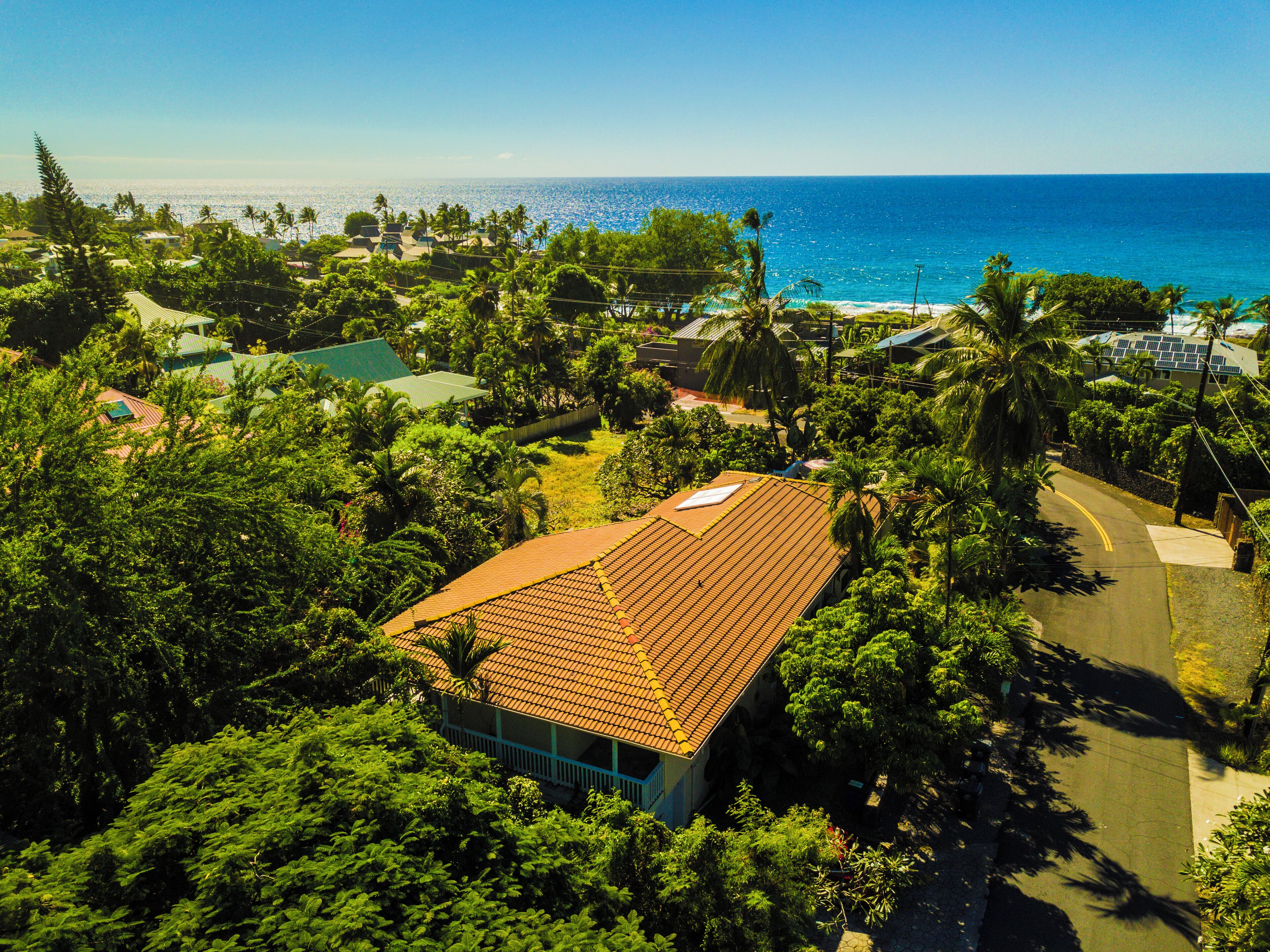 Magic Sand beach Cozy 2-bedroom Ohana in beautiful Kailua-Kona with AC, WiFi - Photo 17