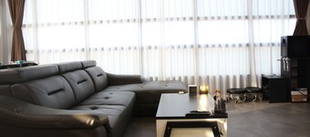 4F.Humphreys Starlight Partyplace