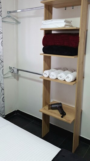 2 bedrooms, minibar, individually decorated, individually furnished - OSIMIRI apartamentos (San Rafael)