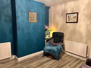 Interior - Explore NI’s delights from cozy North Belfast home (Belfast)