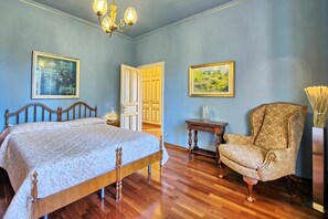6 bedrooms, WiFi