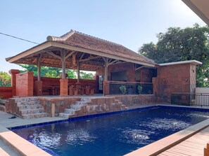 Front of property - Candra Loka Studio & Apartment by The Loka (Denpasar)