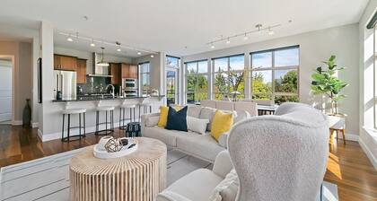 #HabitueHomes - CitySide Serenity - Downtown! Views!