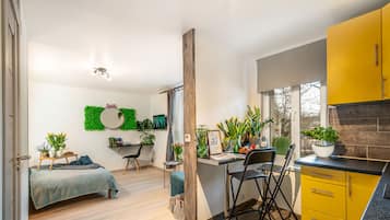 1 habitación, wifi y ropa de cama